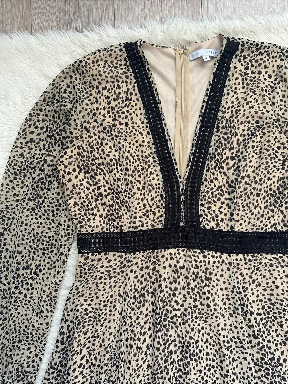 Baltic Born Dress Cha Cha Print Maxi Leopard Cheetah Long Sleeve V-neck Sz M - Picture 6 of 15